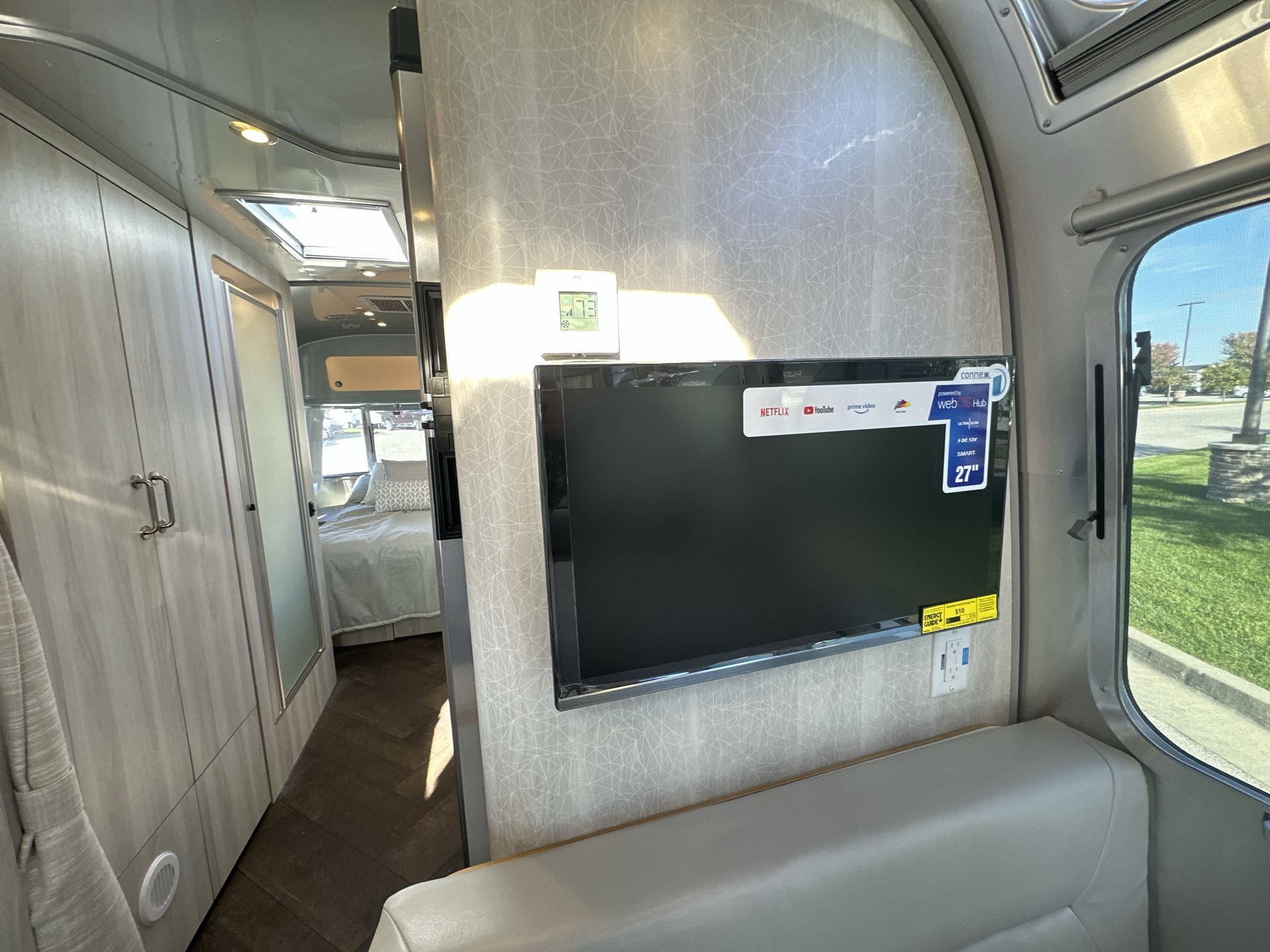 2026 Airstream 30RBQ Base