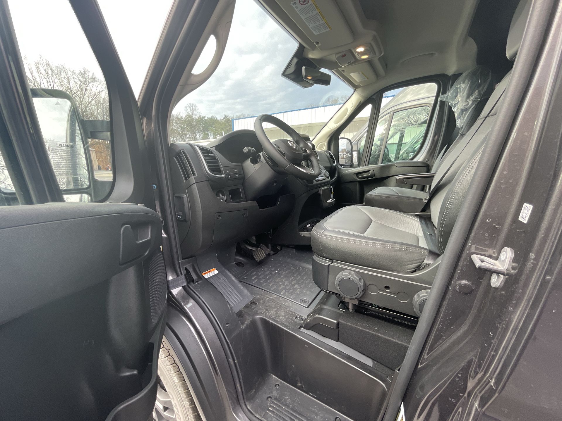 2026 Airstream Rangeline Base