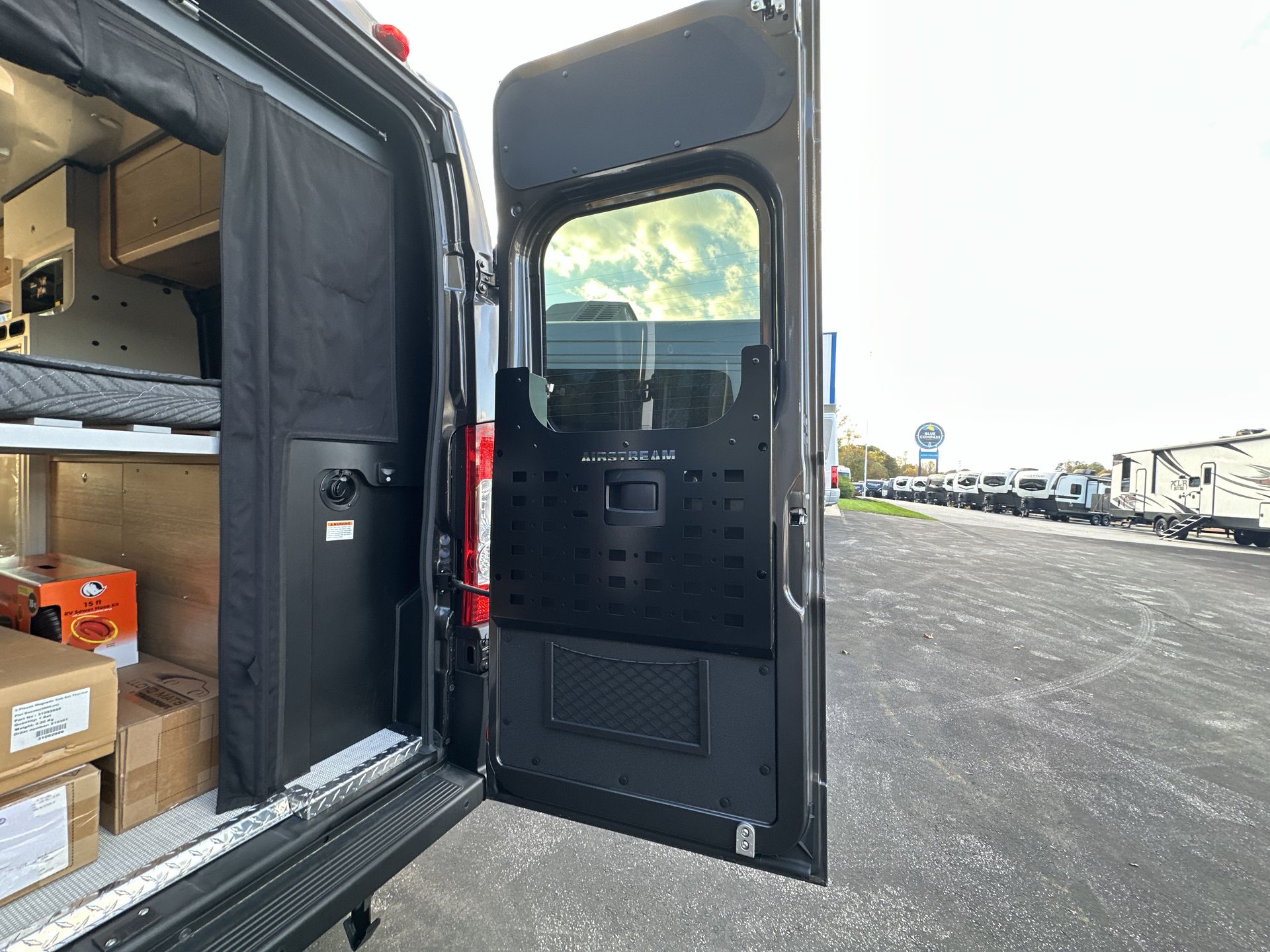 2026 Airstream Rangeline Base