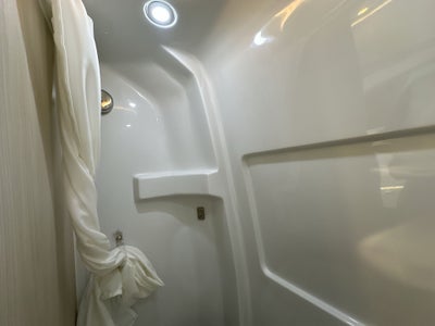 2026 Airstream 24GL 4x2 Passenger Base