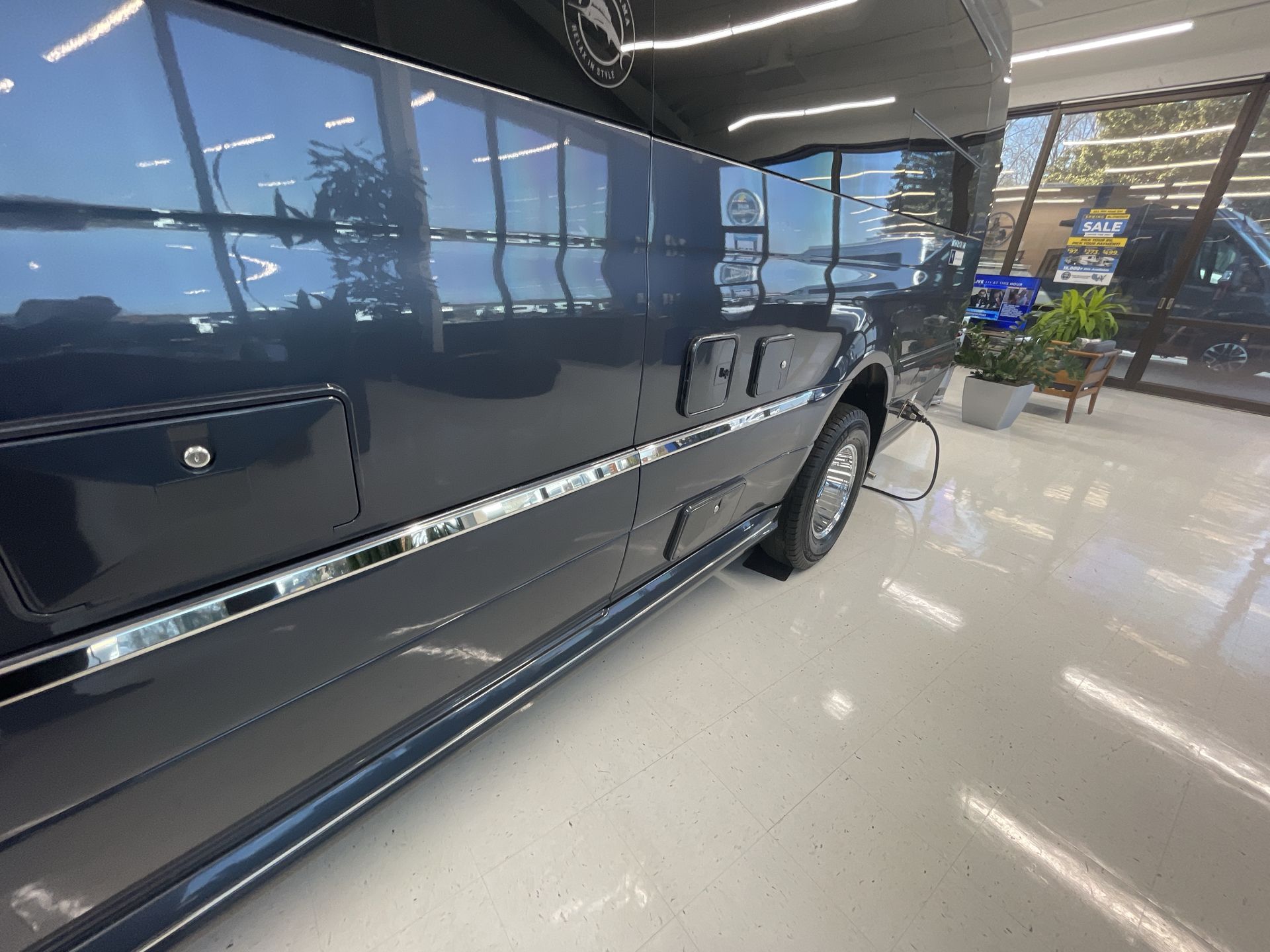 2026 Airstream 24GL Base