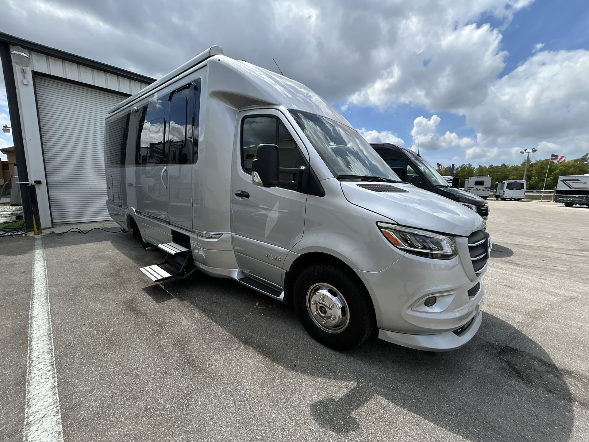 2021 Airstream ALP 24 Base