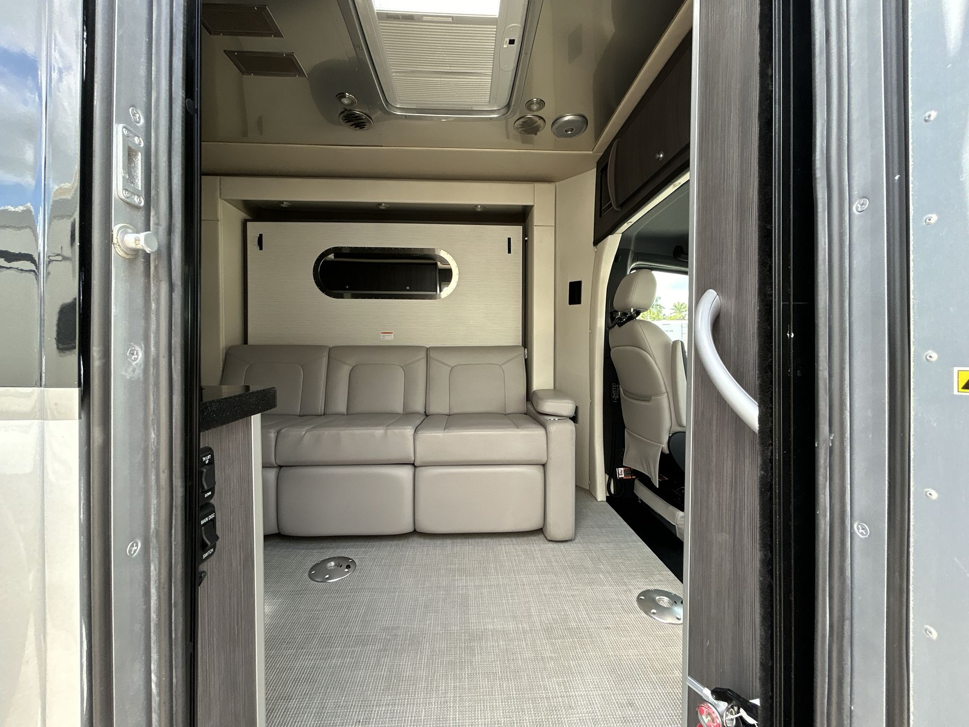 2021 Airstream ALP 24 Base