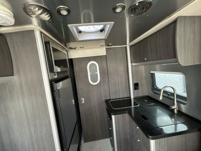 2021 Airstream ALP 24 Base