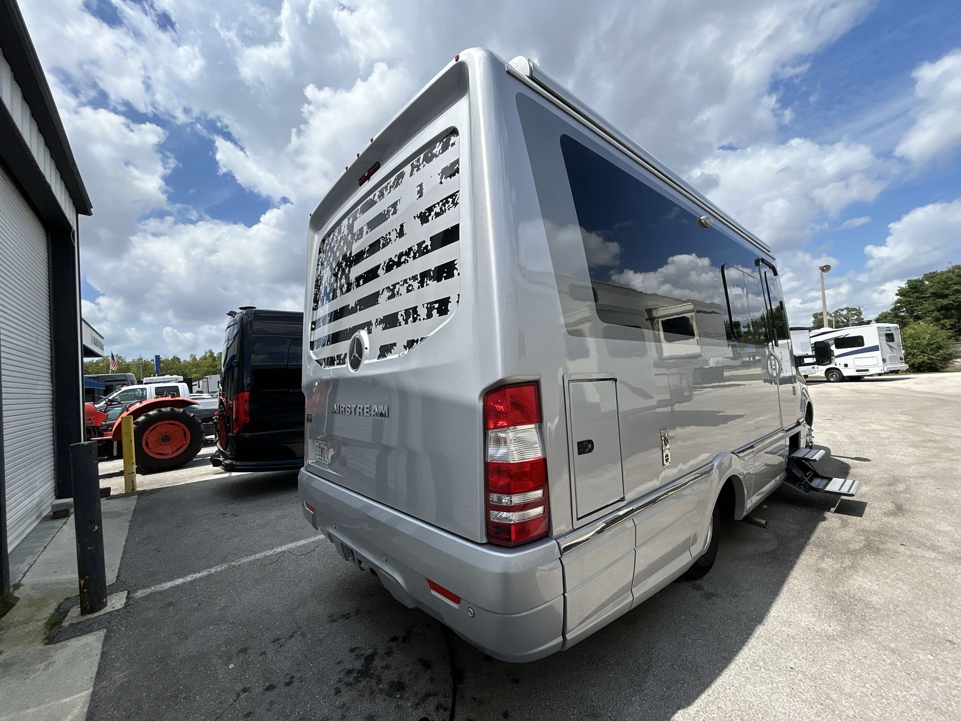 2021 Airstream ALP 24 Base