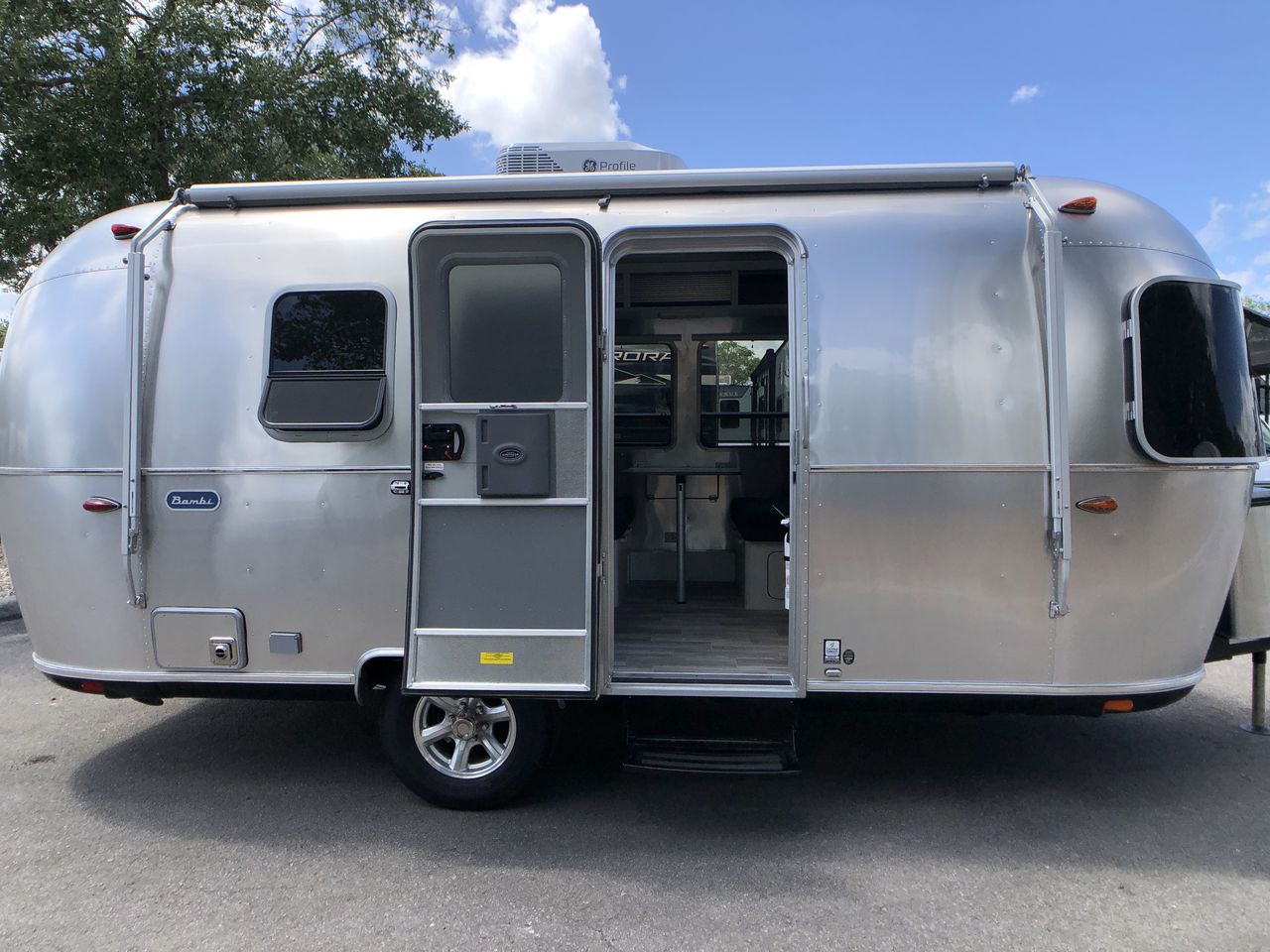 2025 Airstream 20FB Base