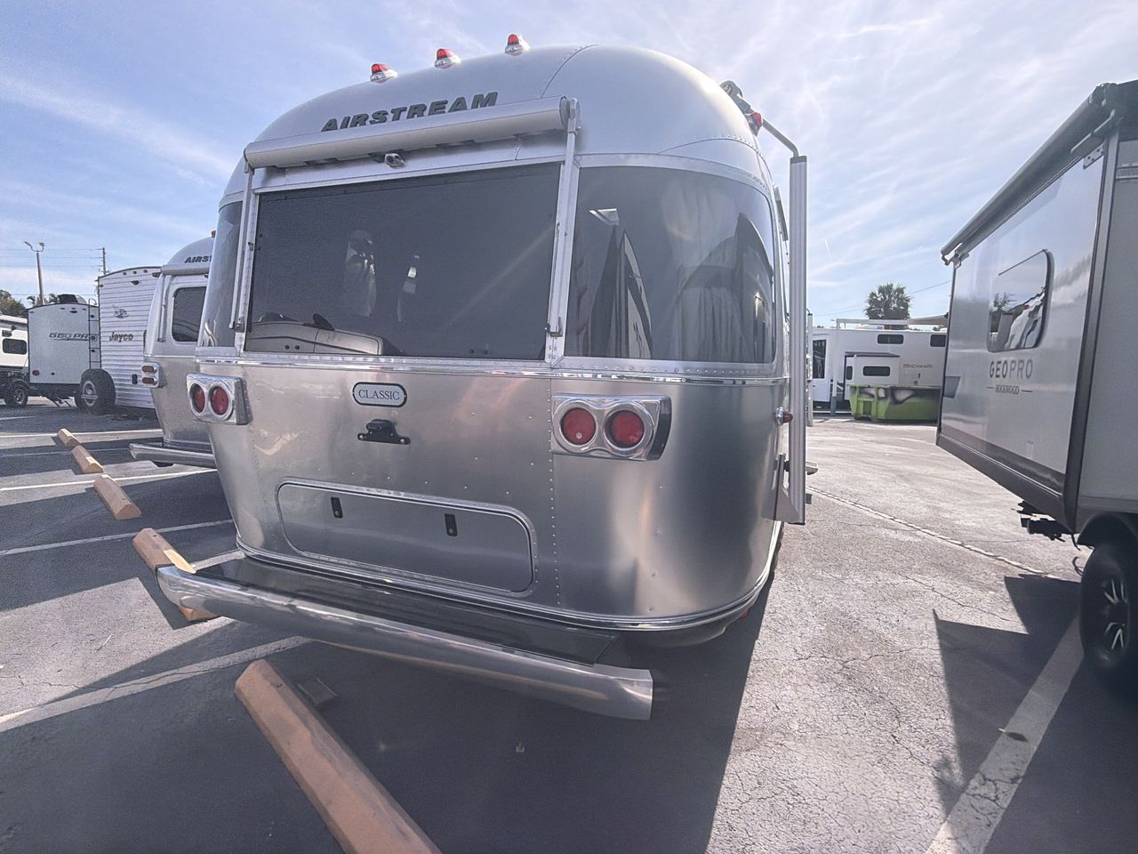 2026 Airstream 28RBQ Base