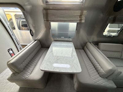 2026 Airstream 33FBT Base