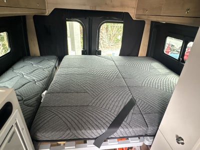 2026 Airstream Rangeline Base