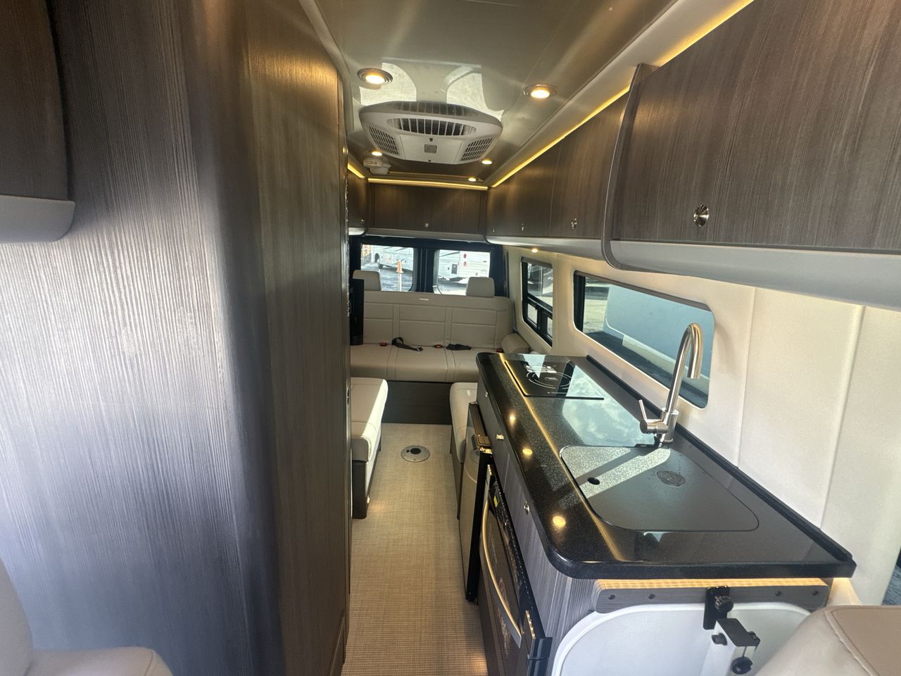 2026 Airstream 24GL Base