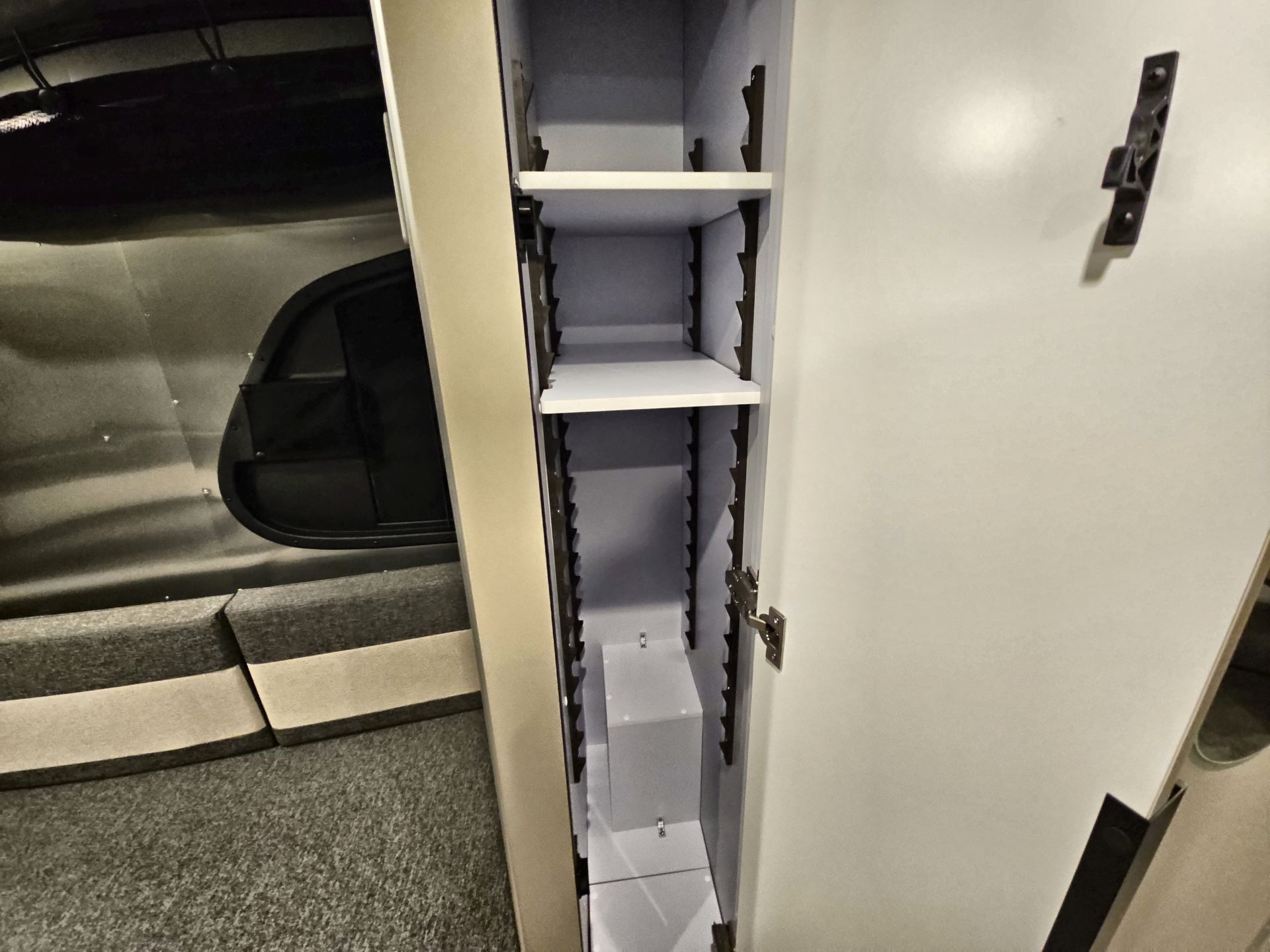 2026 Airstream 20Xe Base