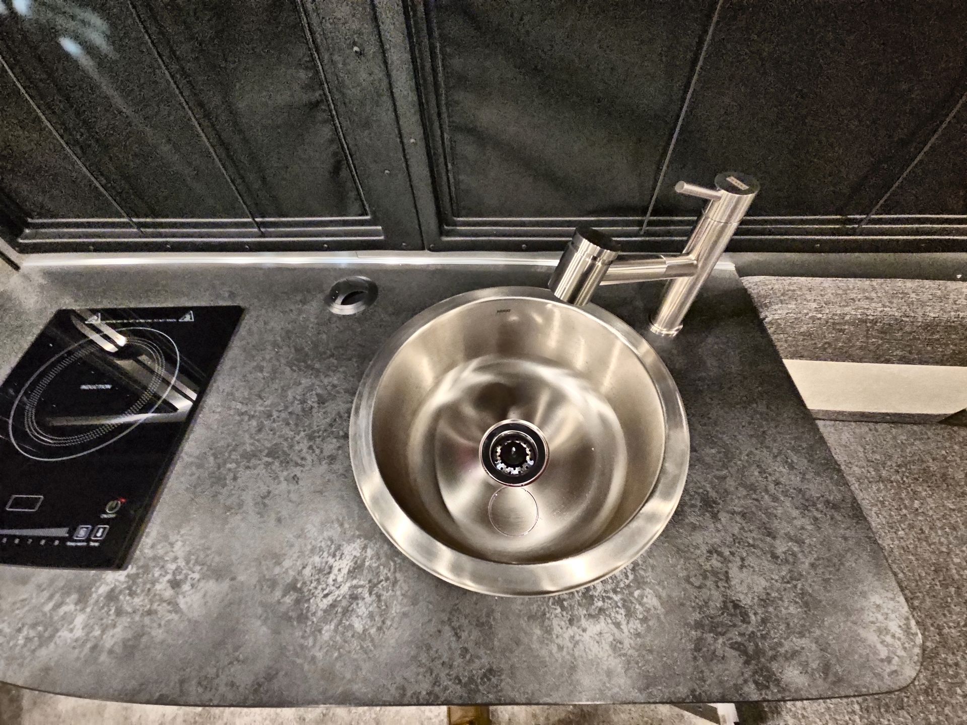 2026 Airstream 20Xe Base