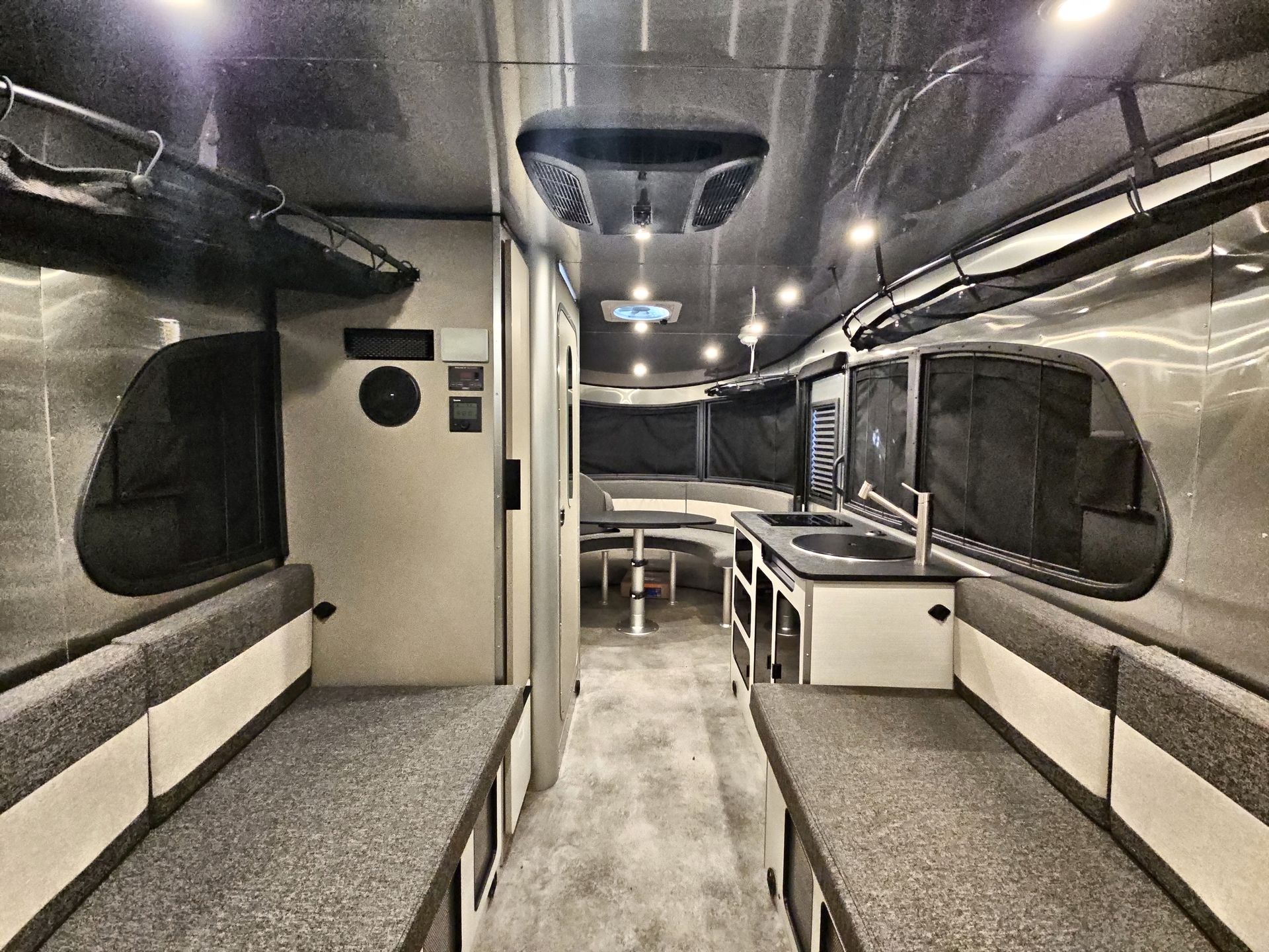 2026 Airstream 20Xe Base