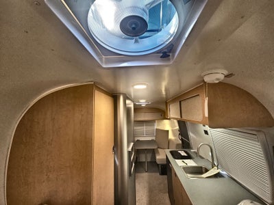 2026 Airstream 22RB Base
