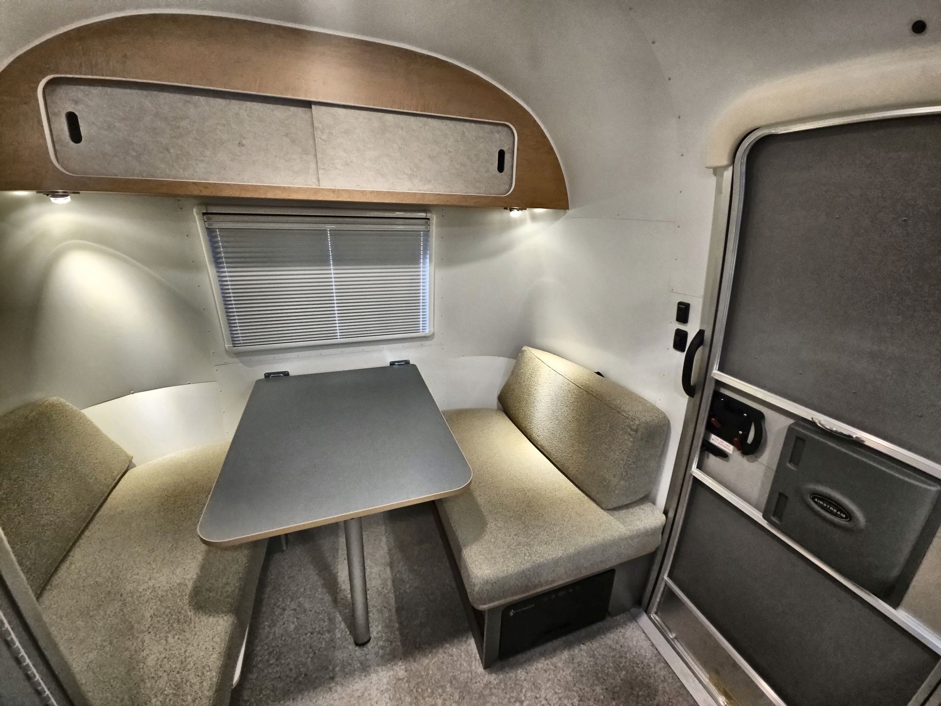 2026 Airstream 22RB Base