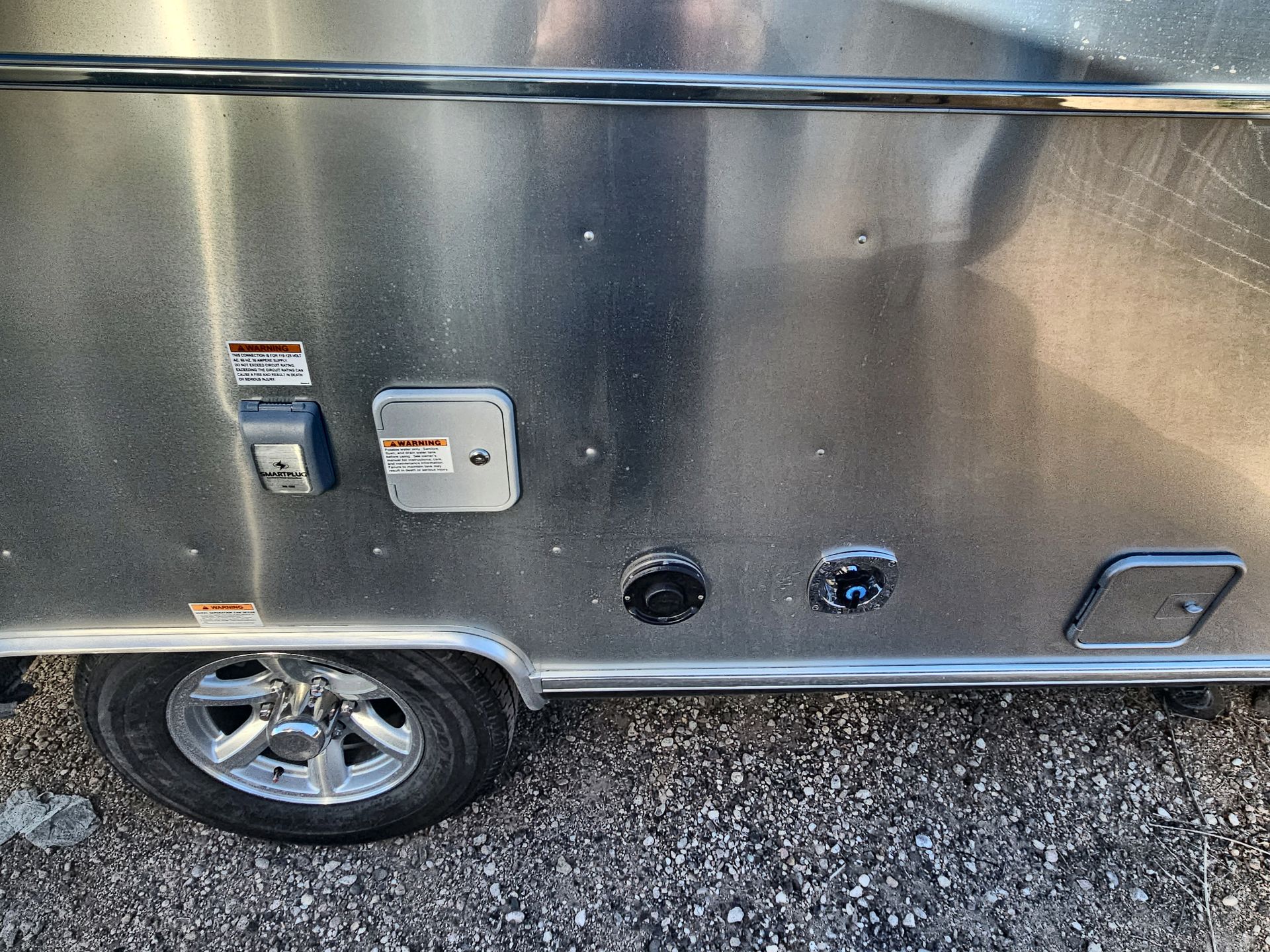 2026 Airstream 22RB Base