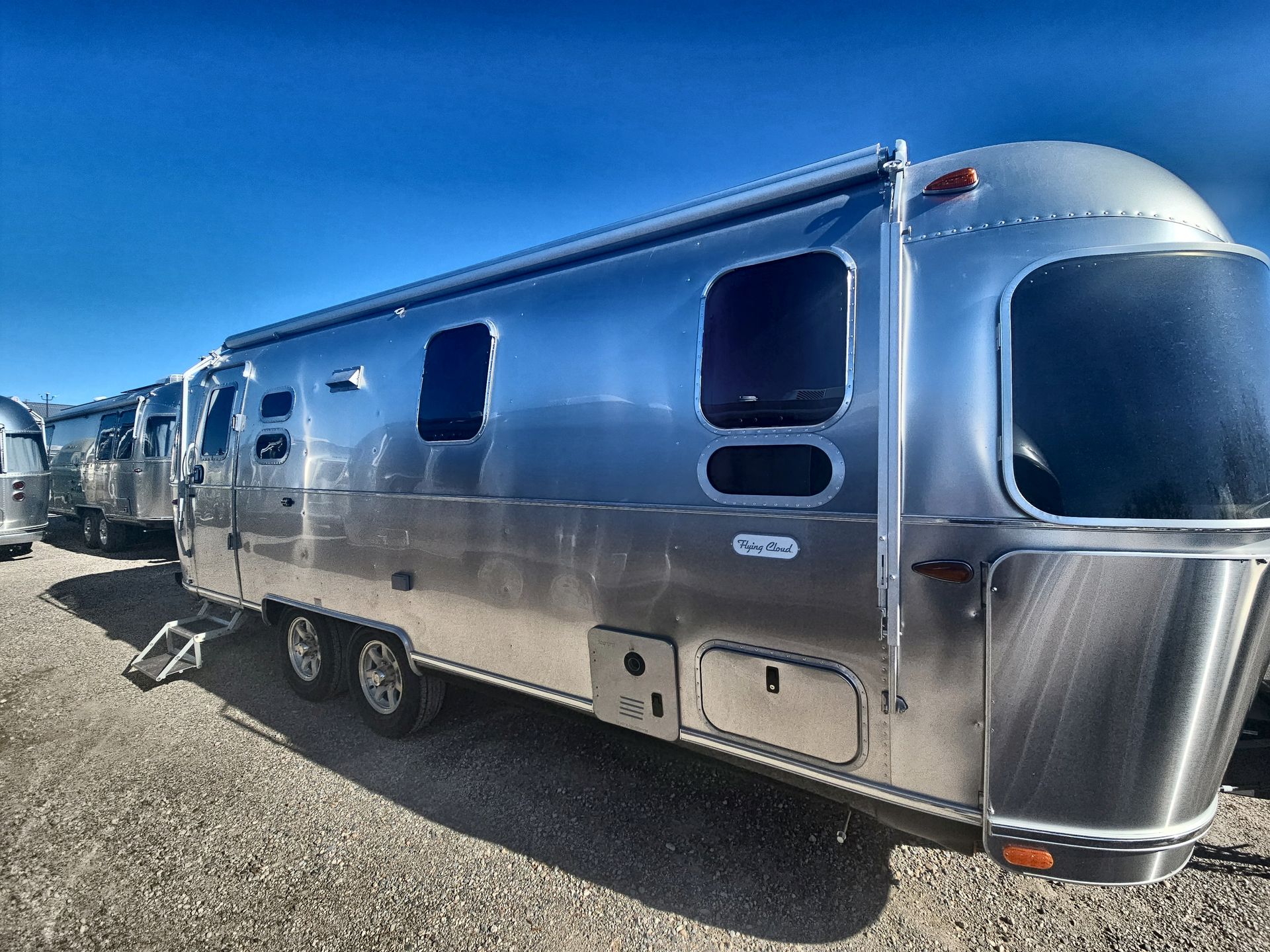 2026 Airstream 25FBT Base