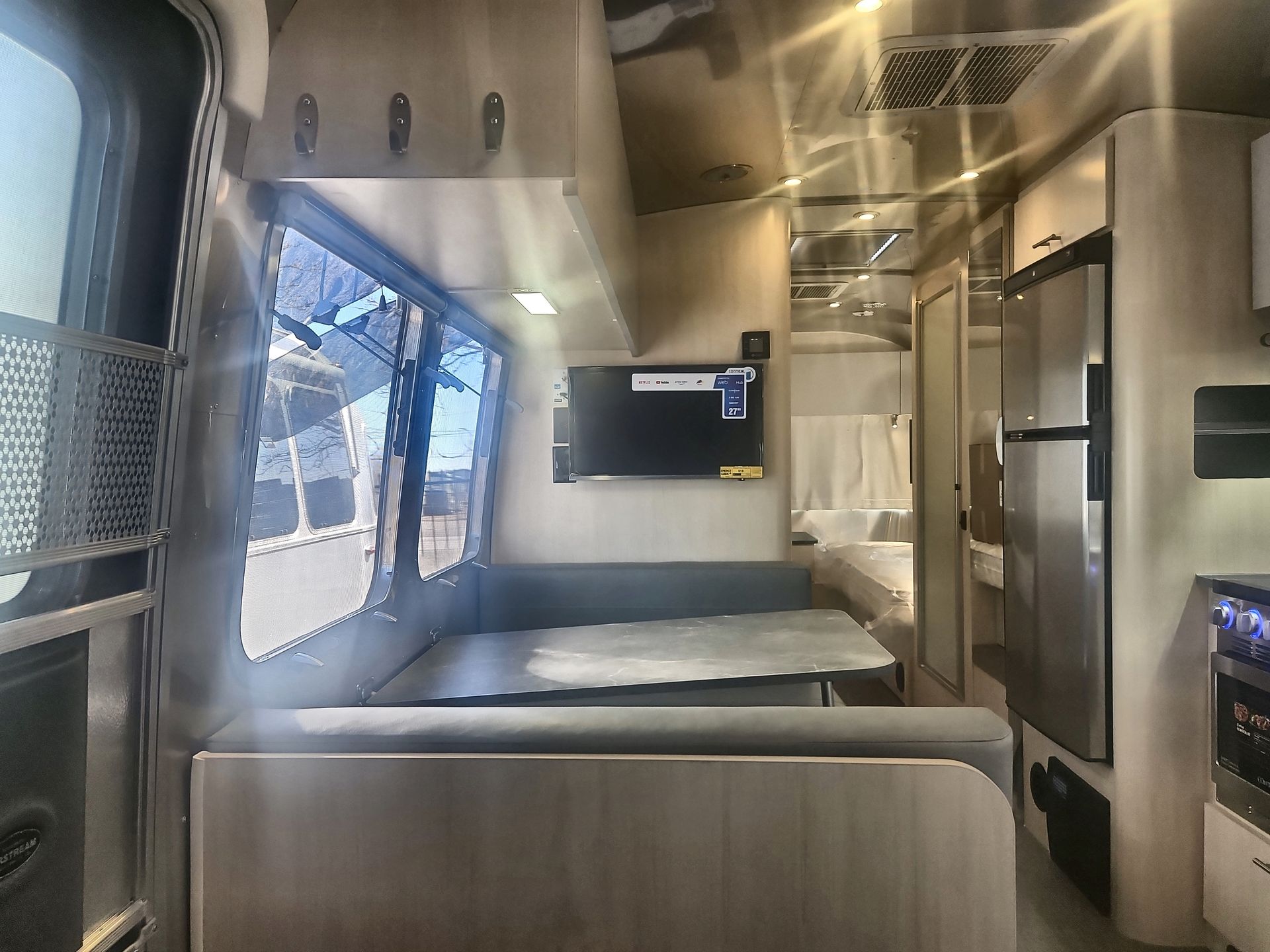 2026 Airstream 28RBT Base