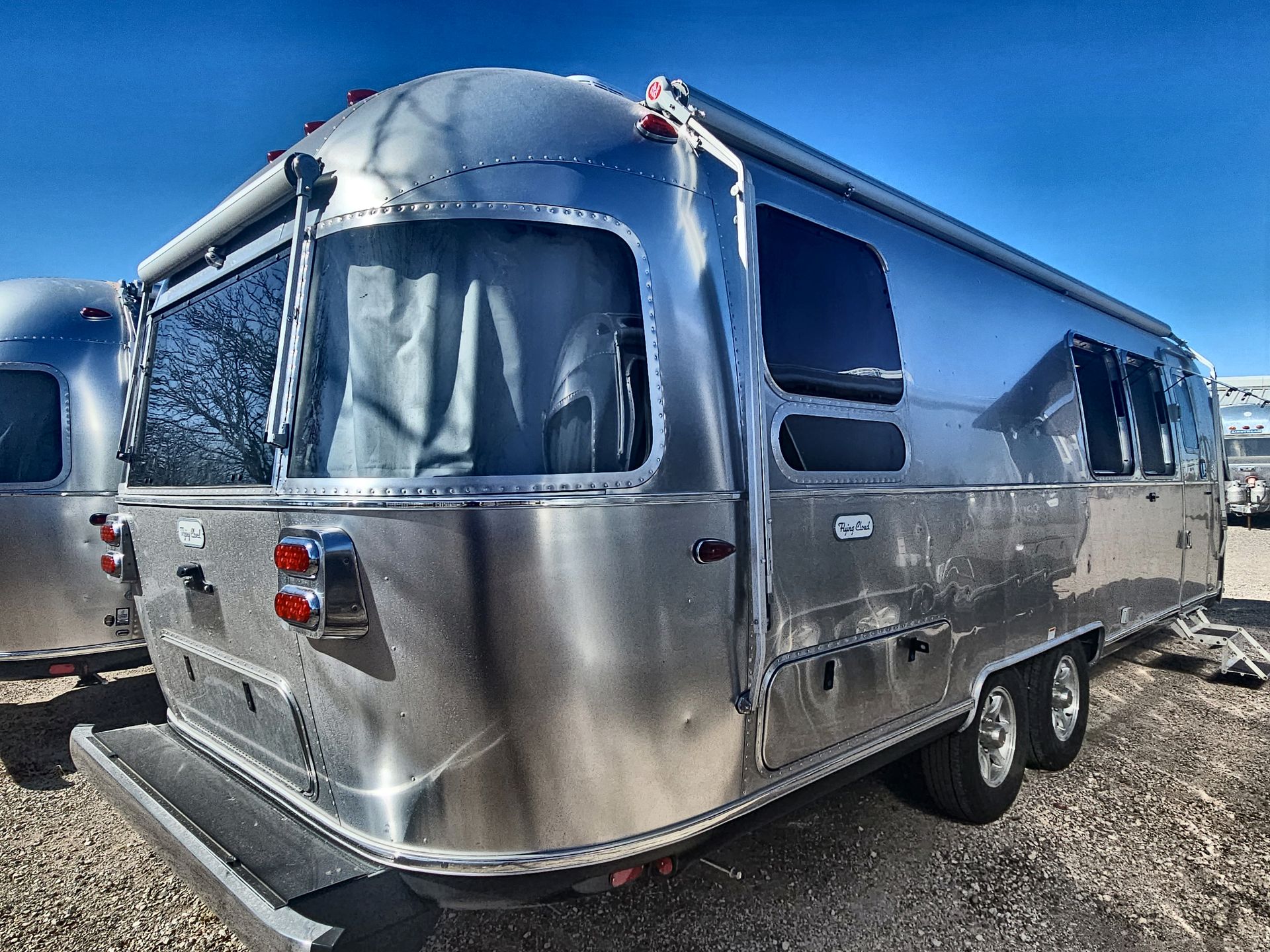 2026 Airstream 28RBT Base