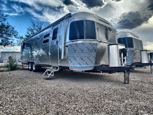 2025 Airstream 30RBQ Base