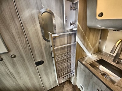 2025 Airstream 23FBQ Base