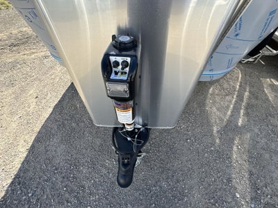 2025 Airstream 27FBT Base