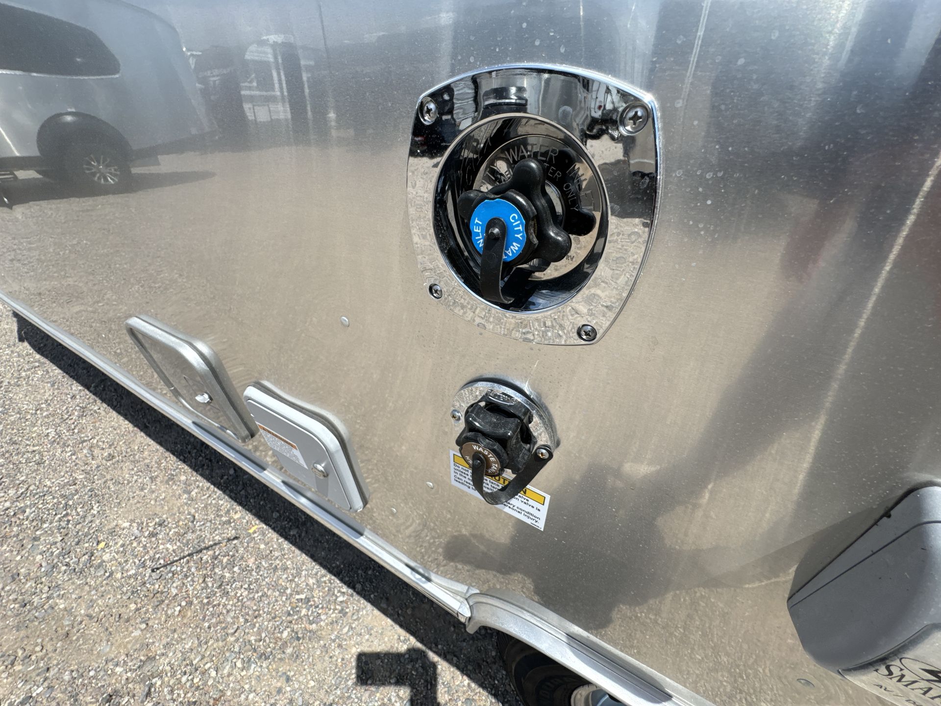 2026 Airstream 27FBQ Base