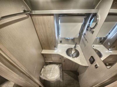 2026 Airstream 25FBQ Base