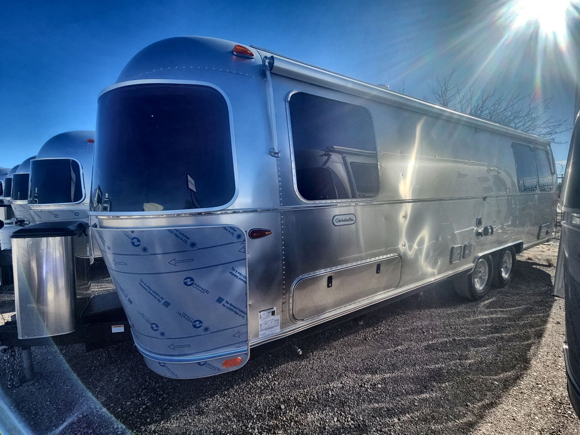 2026 Airstream 27FBT Base