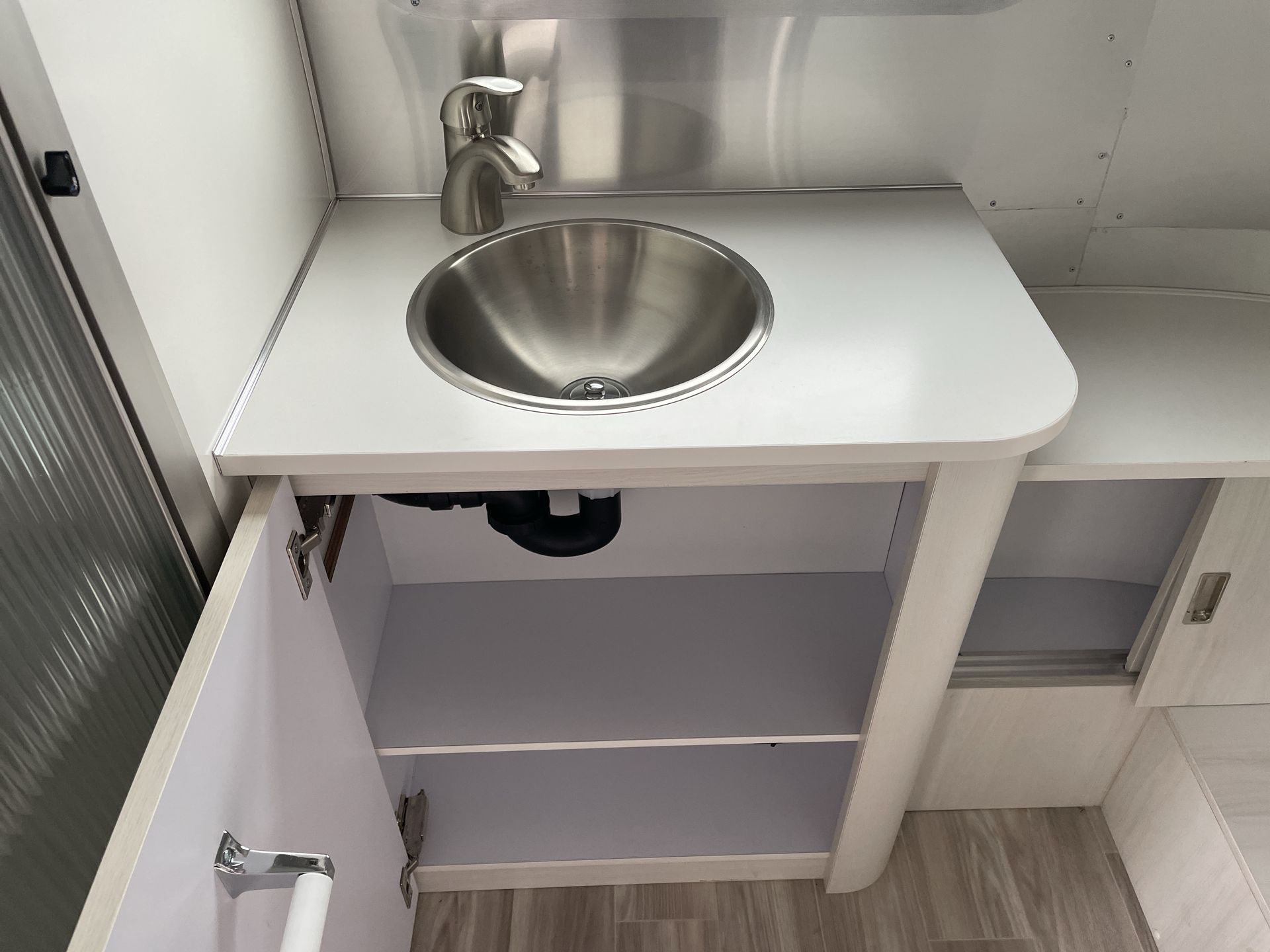 2025 Airstream 22FB Base