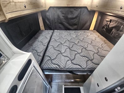 2026 Airstream Rangeline Base