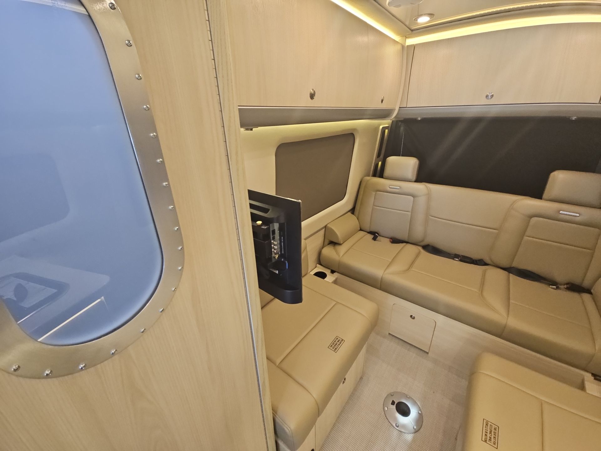 2025 Airstream 24GL Base