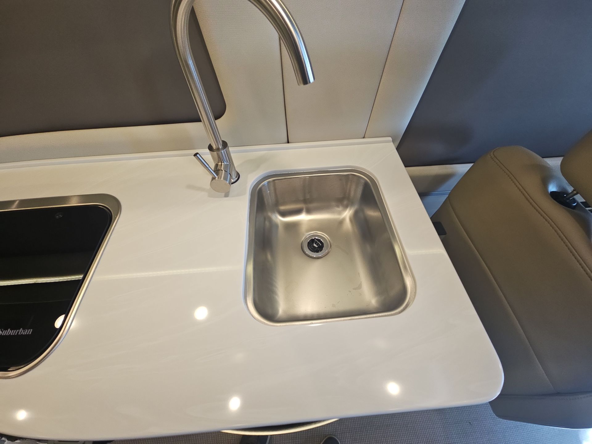 2025 Airstream 24GL Base