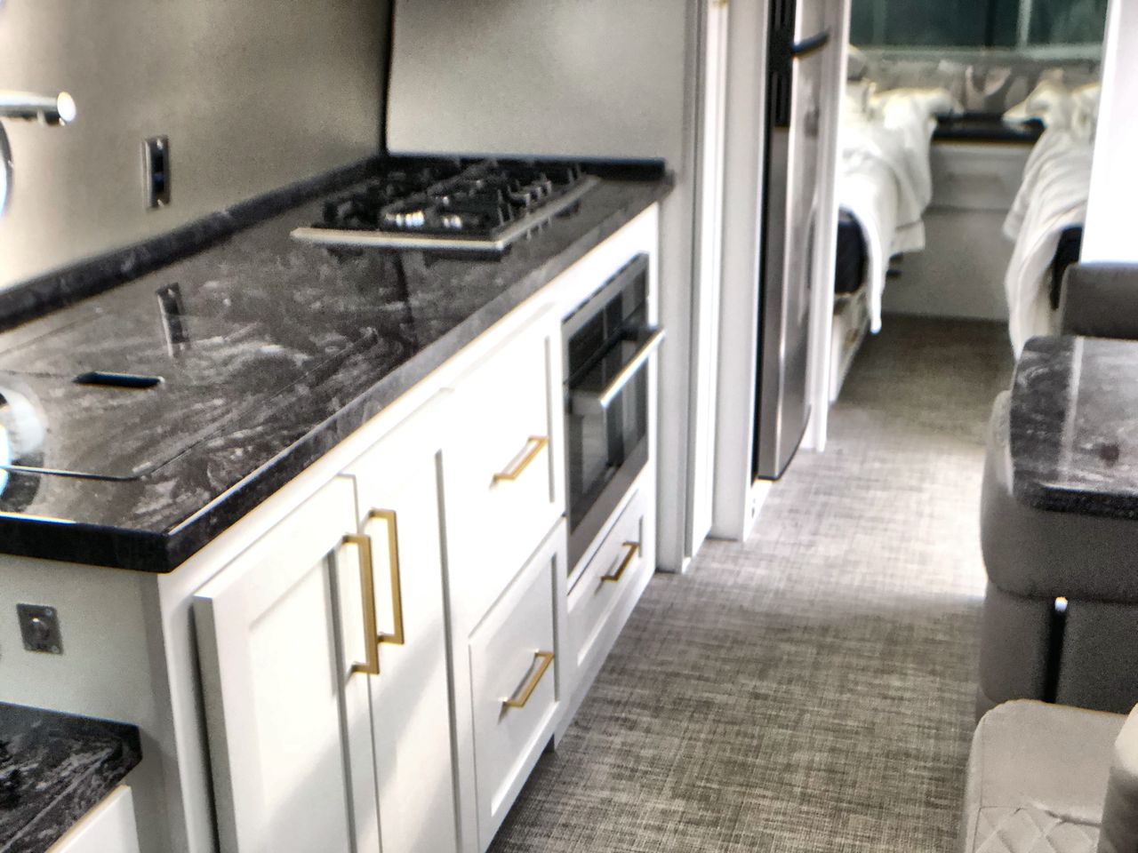 2026 Airstream 33FBT Base