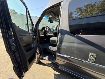 2025 Airstream 24GT Base