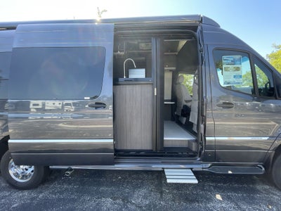 2025 Airstream 24GT Base