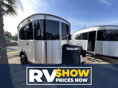 2025 Airstream 16X Base