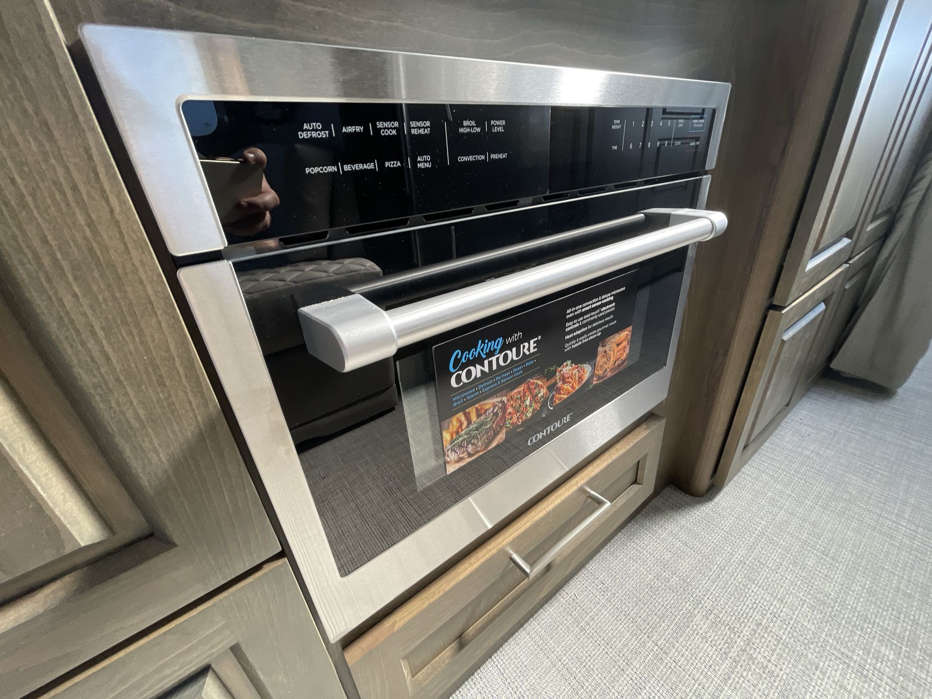 2026 Airstream 30RBQ Base