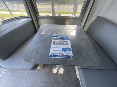 2025 Airstream 27FBQ Base