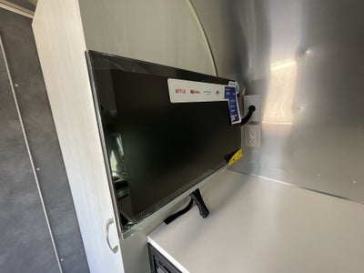 2026 Airstream 22FB Base