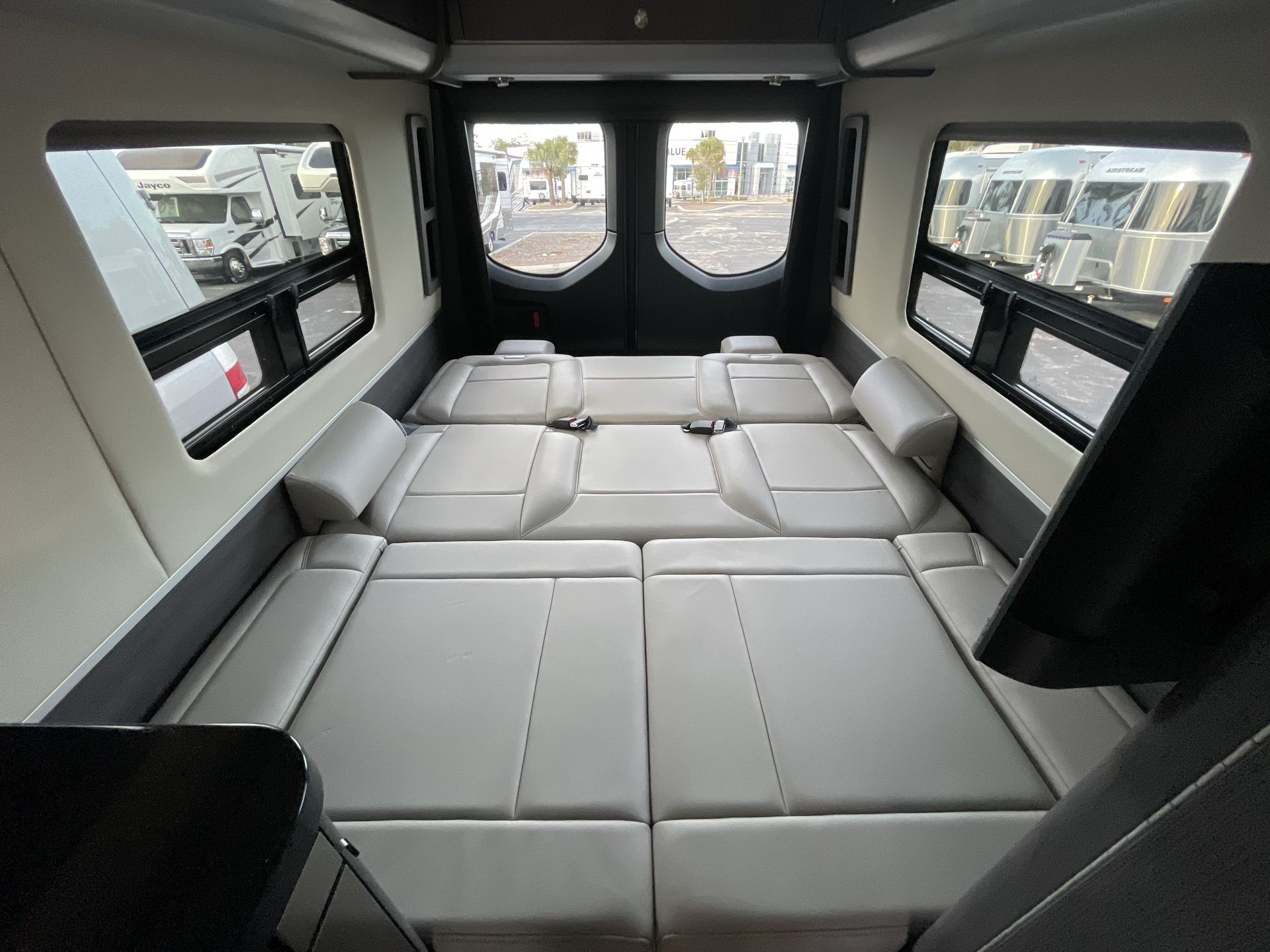 2025 Airstream 24GT Base