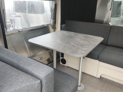 2025 Airstream 25FBT Base