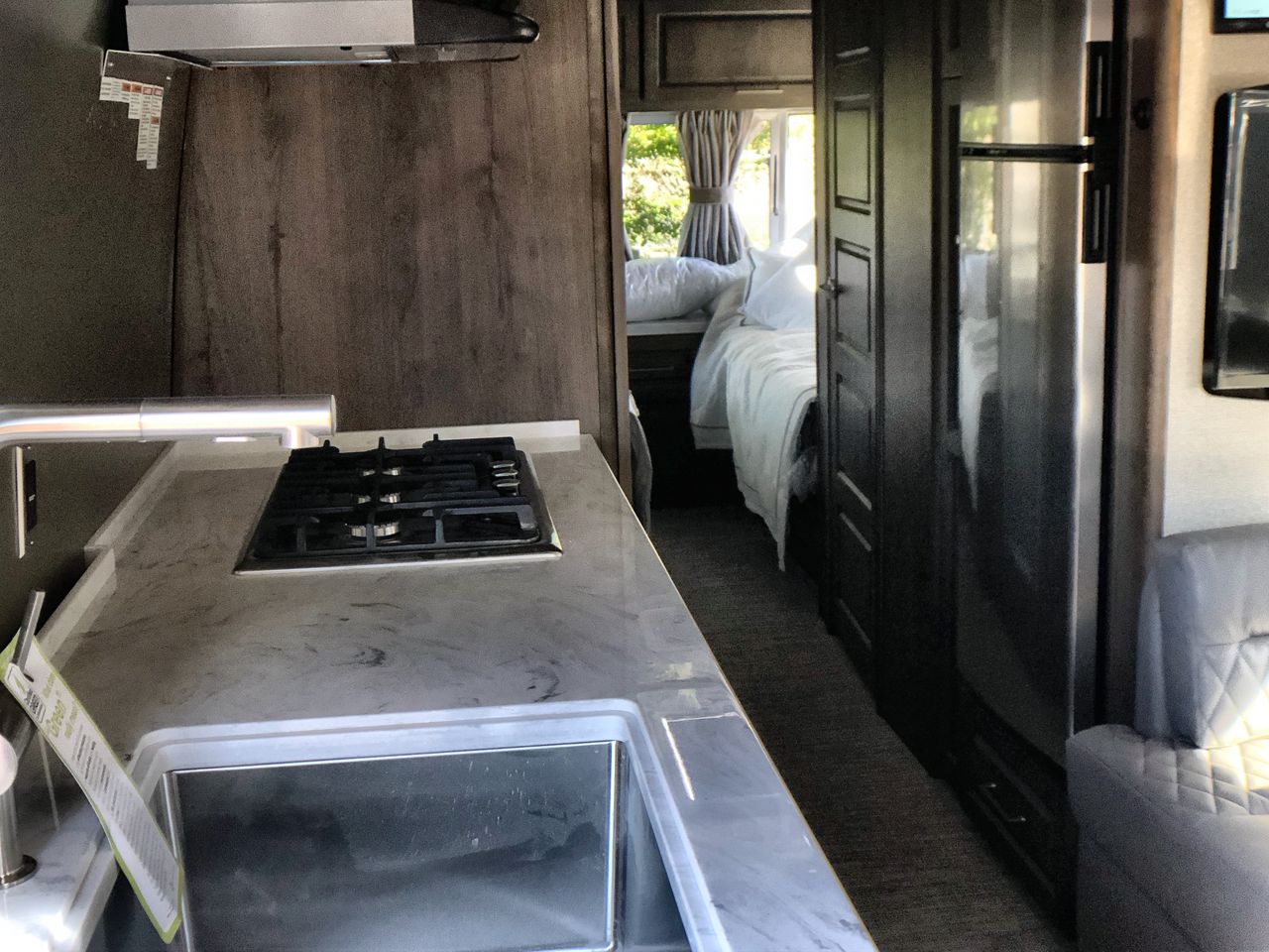 2026 Airstream 30RBT Base