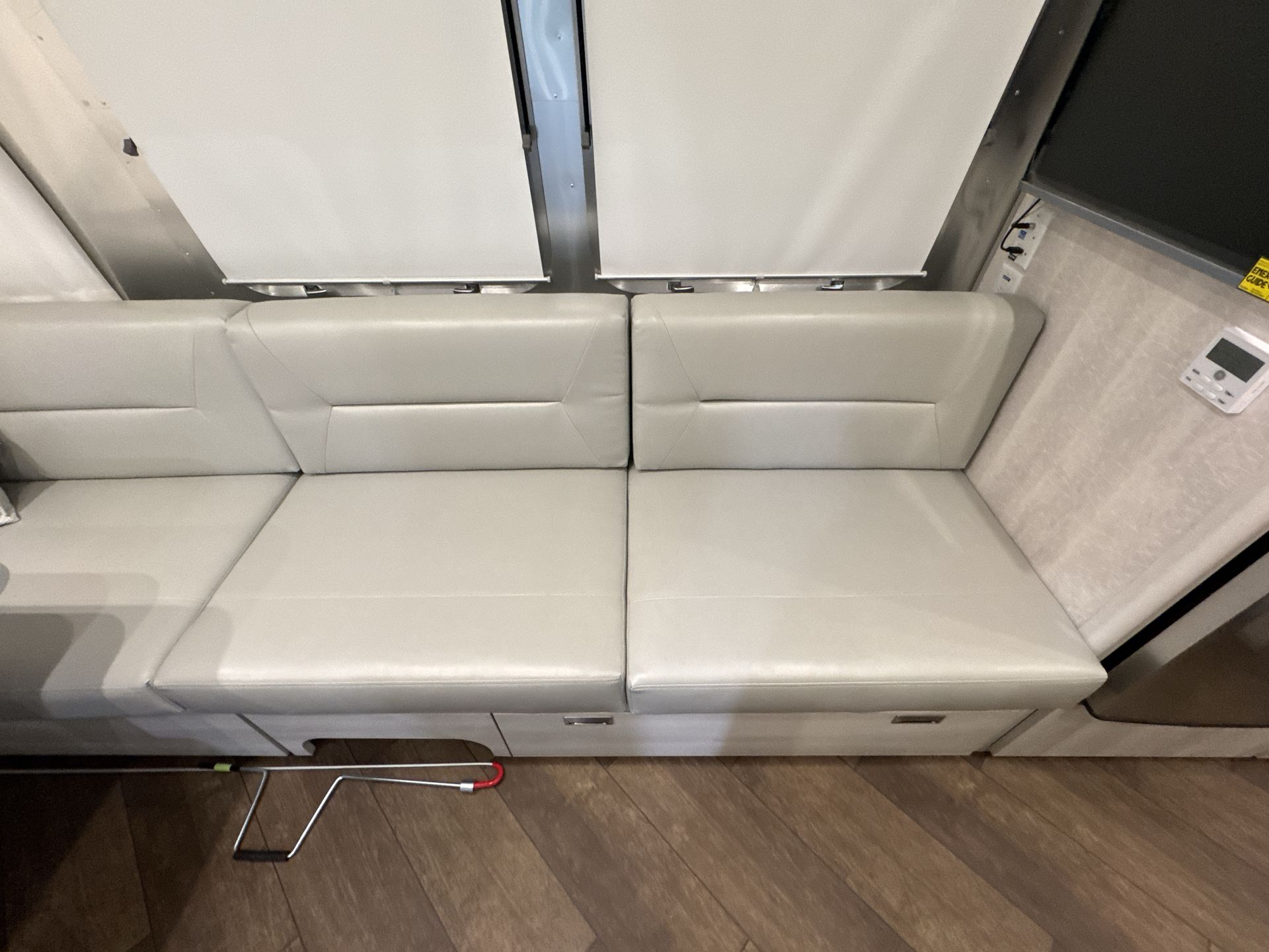 2025 Airstream 25FBQ Base