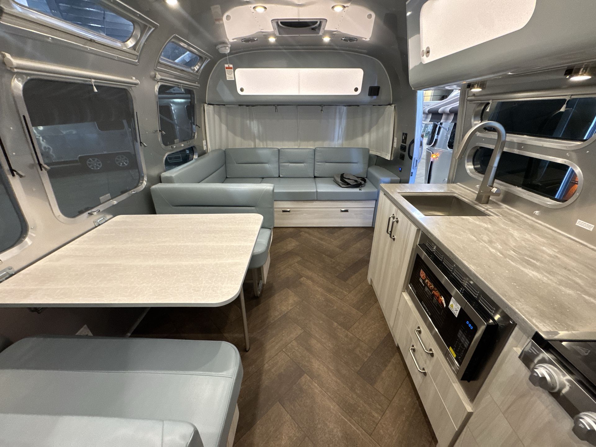 2026 Airstream 30RBT Base