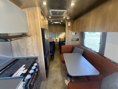 2026 Airstream 23FBT Base