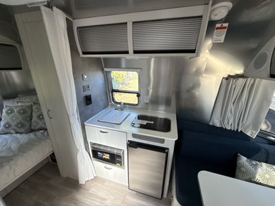 2026 Airstream 16RB Base