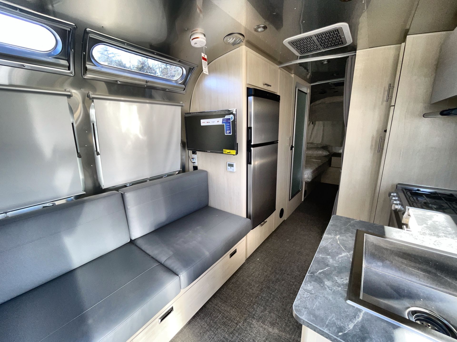 2026 Airstream 23FBT Base