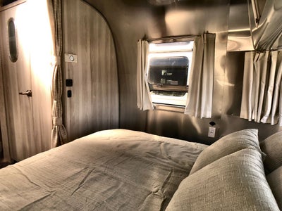 2026 Airstream 28RBQ Base