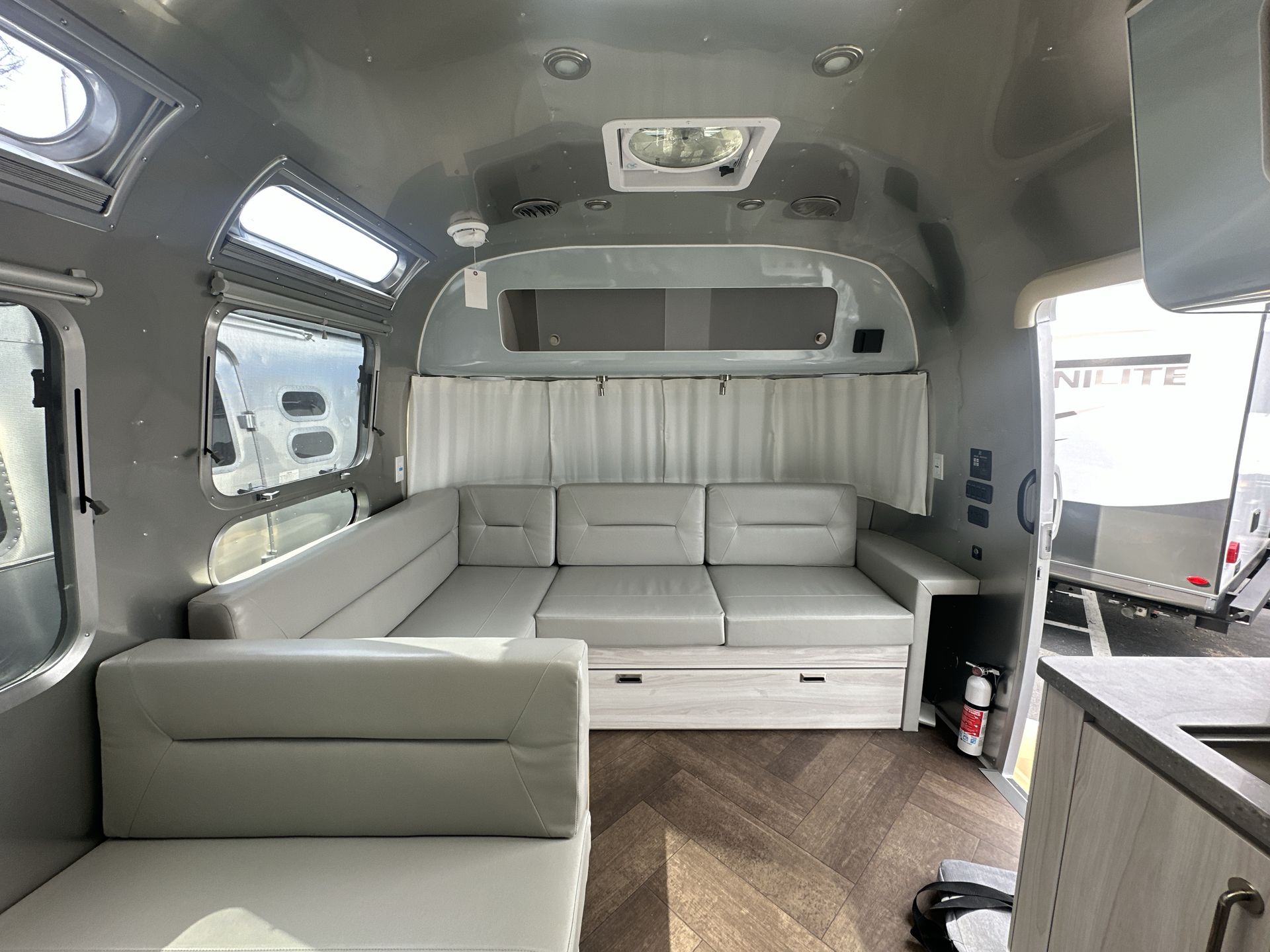 2025 Airstream 30RBQ Base